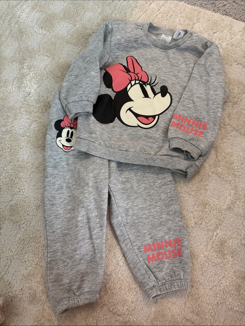 H&M Disney Minnie sweat set